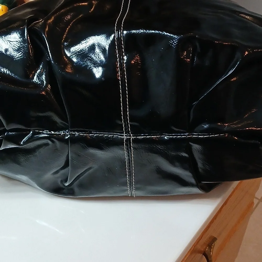 Beverly Hills Polo Club black patent leather shoulder bag. Vintage